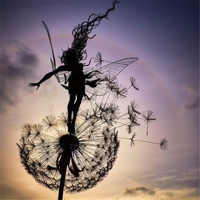Metal Dandelion Garden Stake – Stainless Steel Outdoor Yard Art for Patio, Lawn & Flower Beds | Thomler
