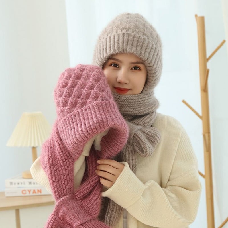 Thermal Hooded Scarf with Built-In Face Mask and Ear Coverage for Winter Outdoor Activities | Thomler
