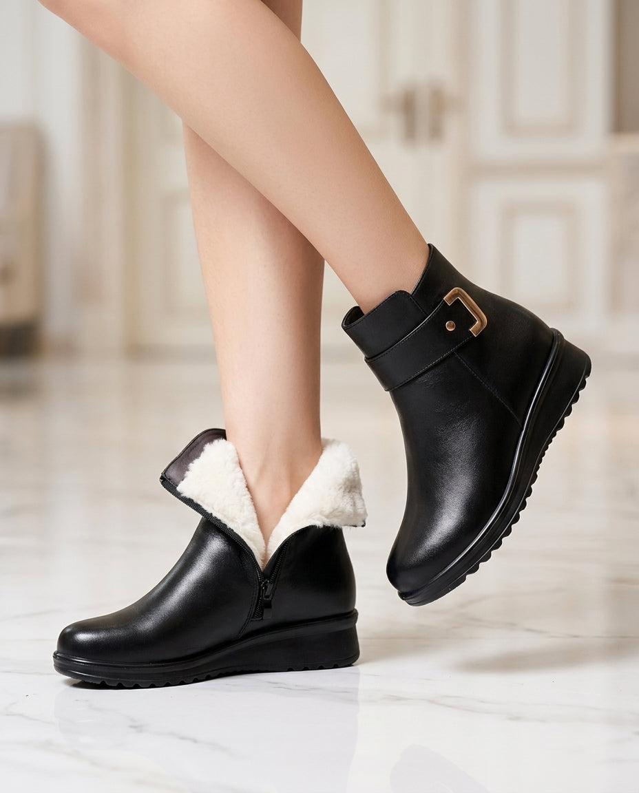 Women's Insulated Winter Boots with Anti-Slip Outsole for Cold Weather – White & Black | Thomler