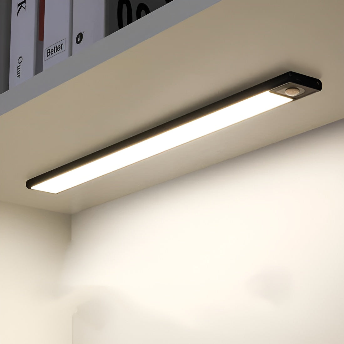 Motion Sensor Night Light Aluminium USB-C Rechargeable Wireless for Hallway Bedroom Wardrobe | Thomler