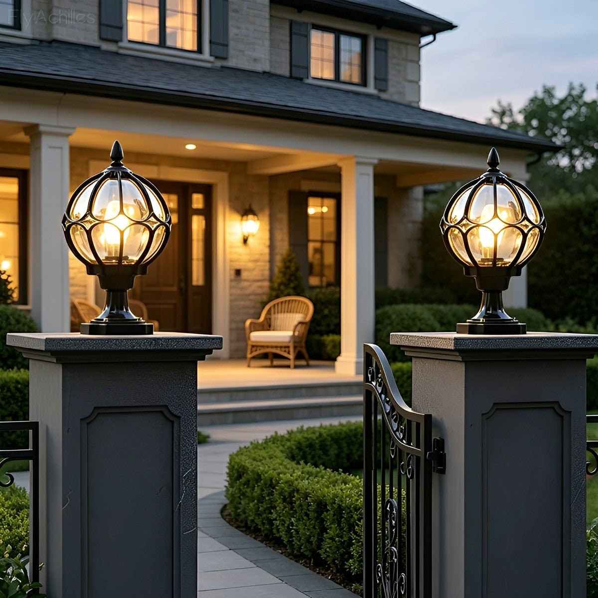 Spherical Post-Cap Fixture for Pathways & Driveways – Aluminum & Glass Weather-Resistant Bollard Light | Thomler