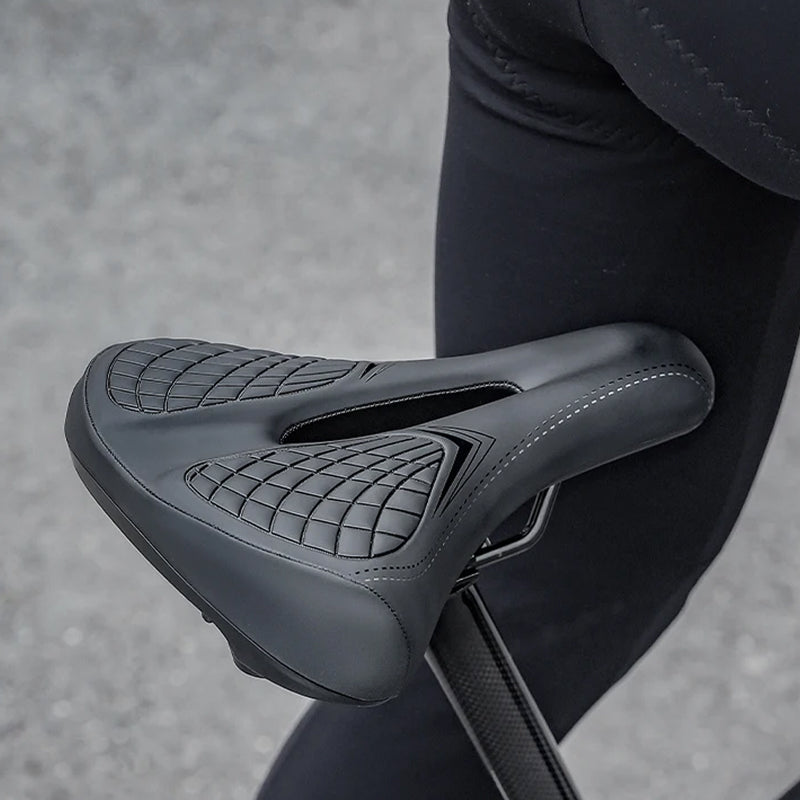 Mountain Bike Saddle with Ventilated Mesh, Spring Suspension & Taillight Mount for All-Terrain Cycling | Thomler