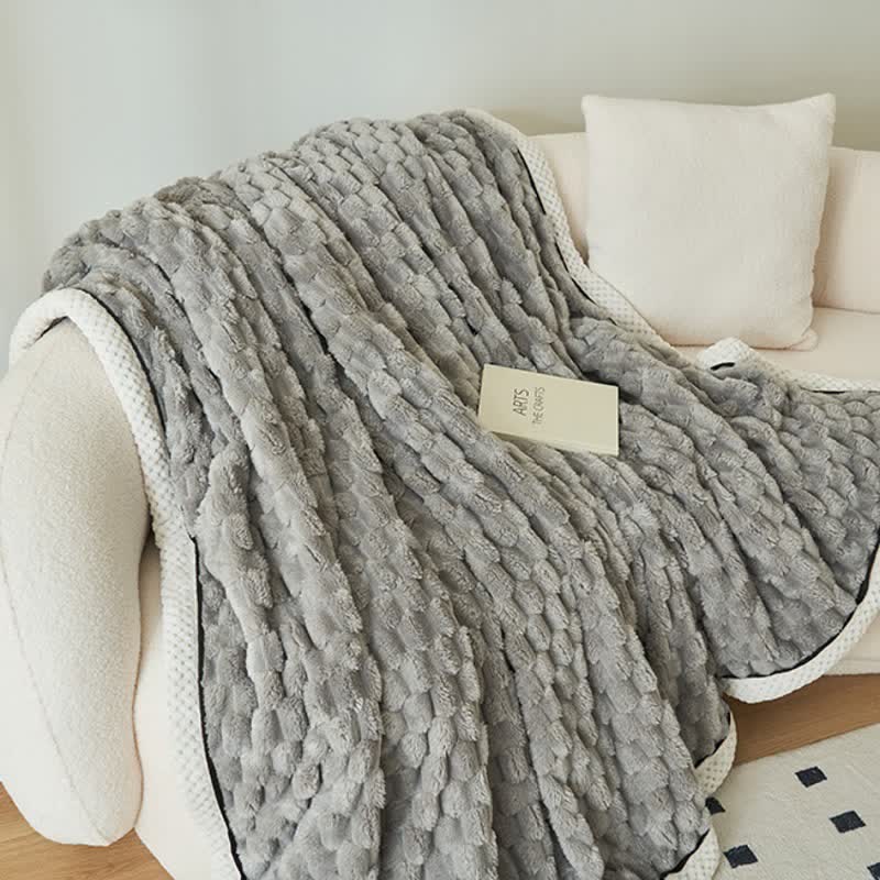 Reversible Plush Throw Blanket - Ultra Soft Coral Fleece - Queen & Full Size - Lightweight Polyester - Cozy Cover for Couch Sofa Bed | Thomler