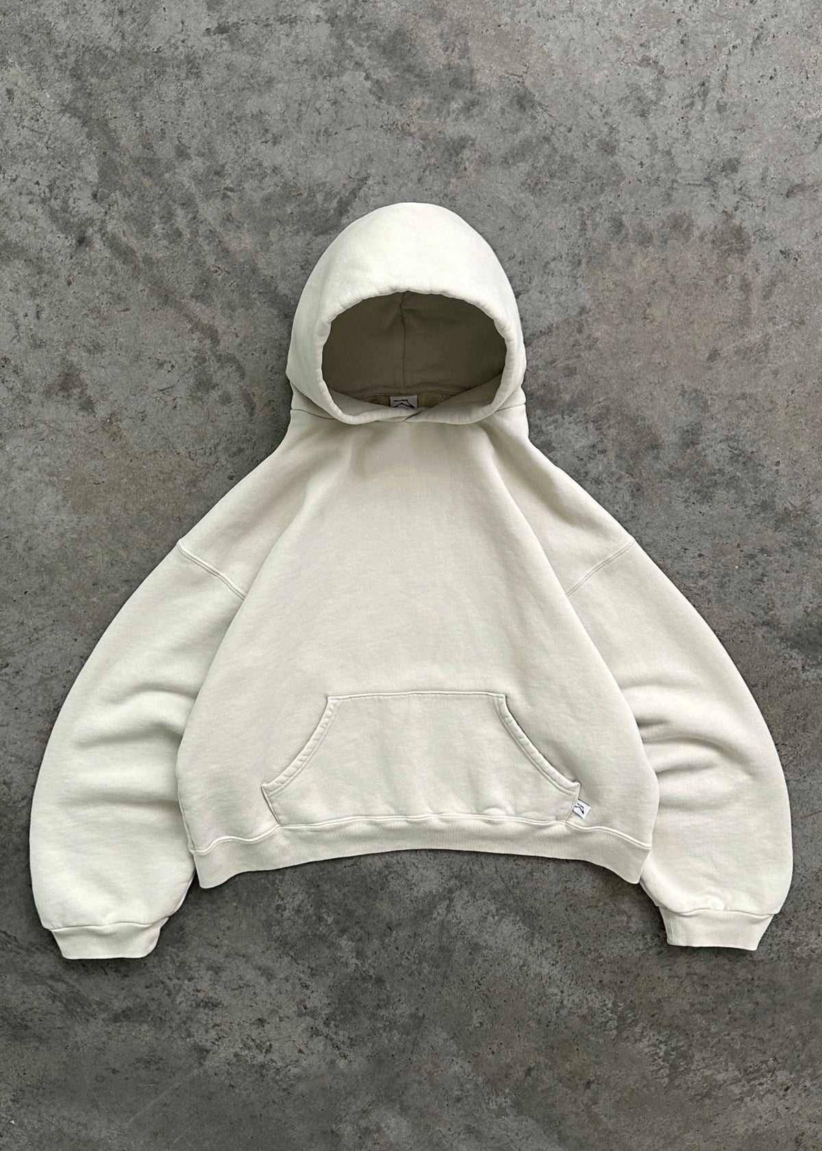 Relaxed-Fit Hooded Sweatshirt – Soft Fleece Pullover for Men & Women | Unisex Loungewear, Everyday Layering, Cozy Weekend Comfort | Thomler