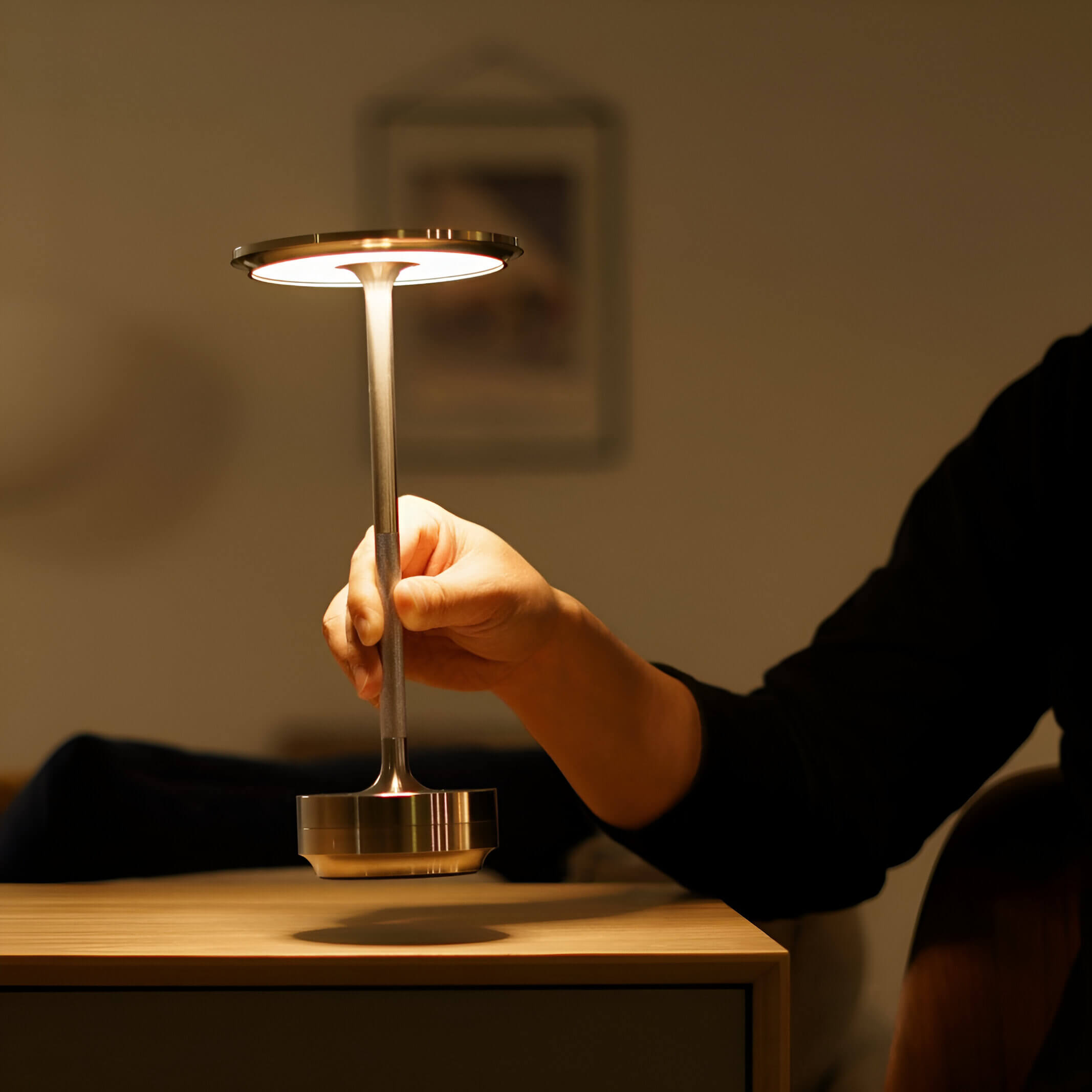 Table Lamp Wireless Rechargeable Touch Dimmable Modern Bedroom Restaurant Cordless Ambient Lighting | Thomler