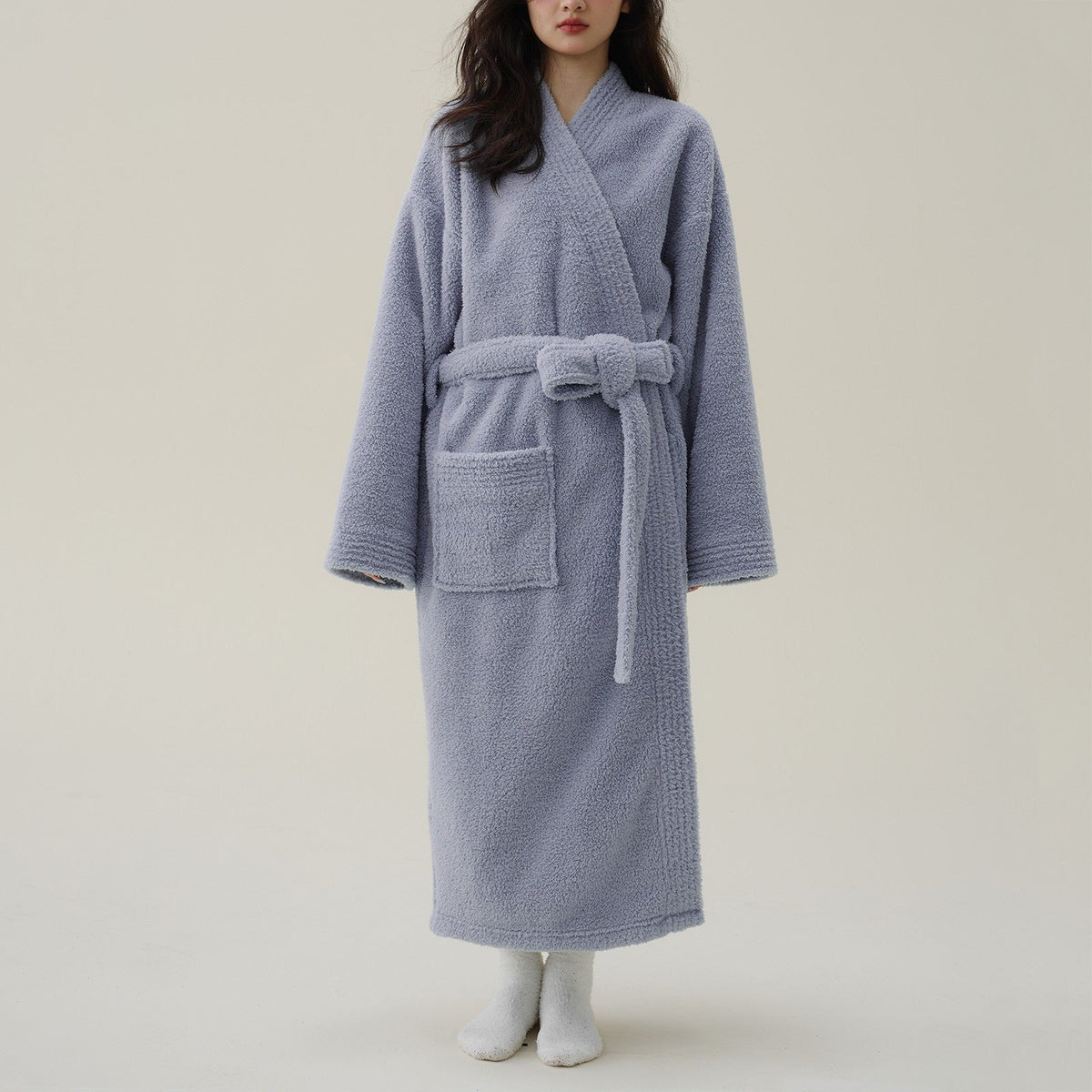 Women's Plush Fleece Robe – Long Kimono Style Bathrobe for Winter Warmth & Relaxation at Home | Thomler