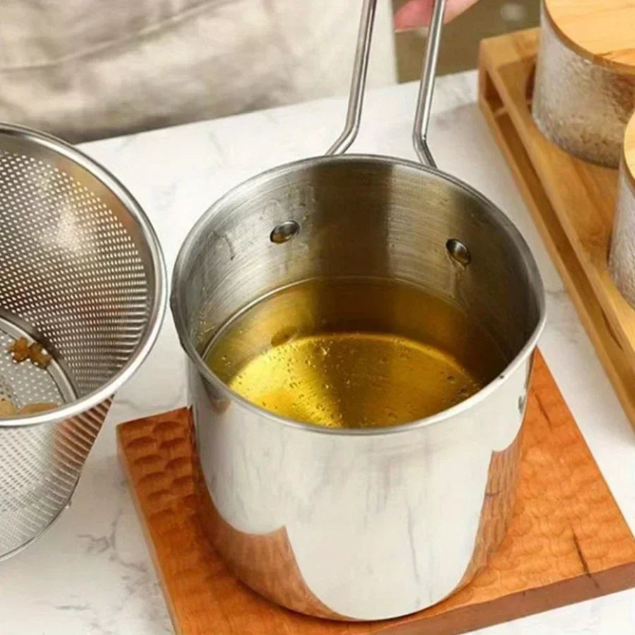 Stovetop Frying Pot with Oil Drainer Basket – 41 fl oz Stainless Steel Cooking Vessel for French Fries, Chicken & Tempura | Thomler