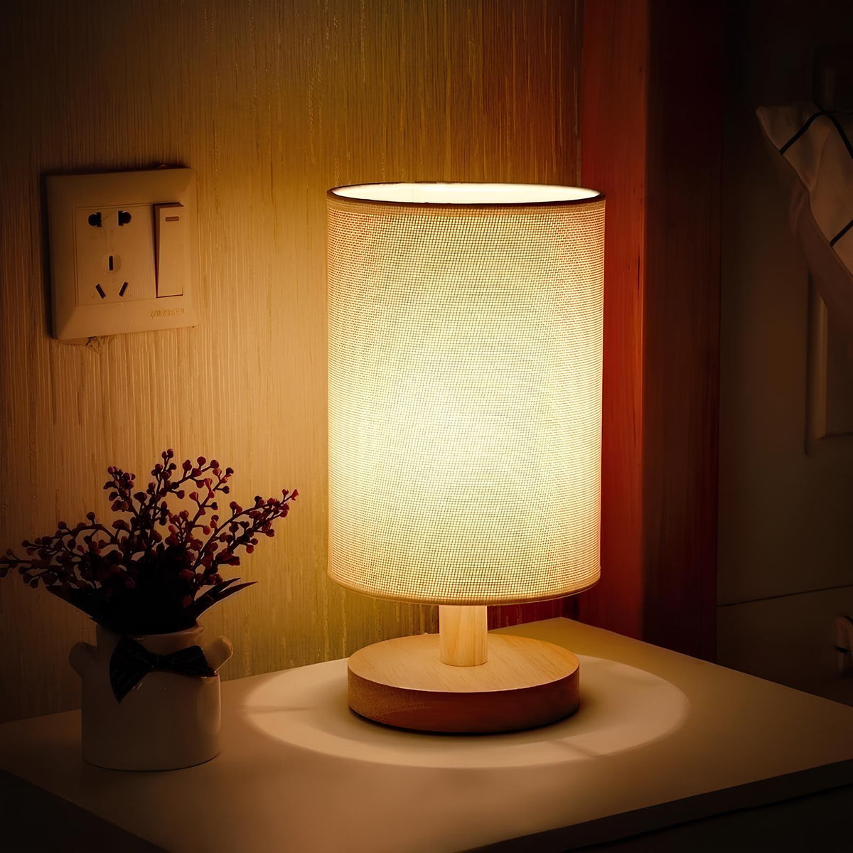 Natural Wood & Linen Table Lamp with Remote Control – Dimmable LED Touch Lamp for Bedroom, Nightstand, Desk – Minimalist Scandinavian | Thomler