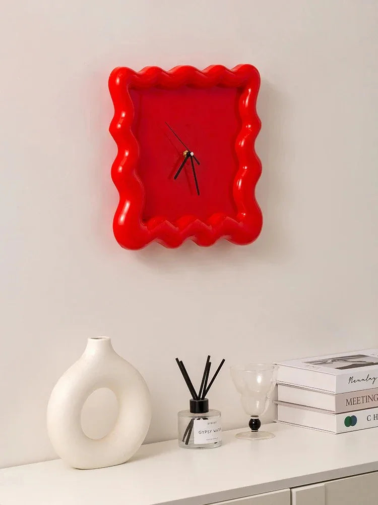 Wandklok Wit Golvend Frame 30cm Minimalistisch ABS Woonkamer Slaapkamer Modern | Sansoti