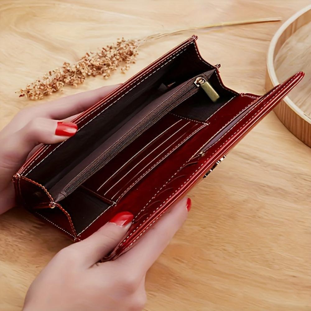 Leather Bifold Wallet for Women – Compact Card Holder with Multiple Slots, Slim Fold Design for Cash & Credit Cards, Everyday Use | Thomler
