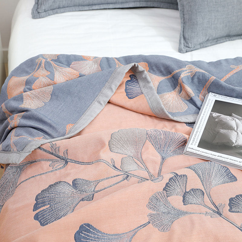 Reversible Cotton Gauze Quilt with Ginkgo Leaf Pattern – Lightweight Jacquard Bedspread for Summer & Air Conditioning – Eco-Friendly | Thomler