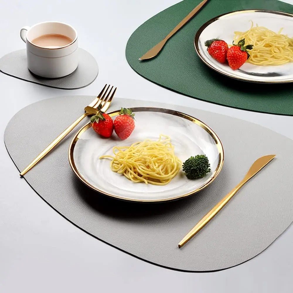 Reversible Faux Leather Table Mats 4 or 8 Pack Wipeable Heat Resistant Non-Slip for Kitchen Dining Room Everyday Meals Family Dinner | Thomler