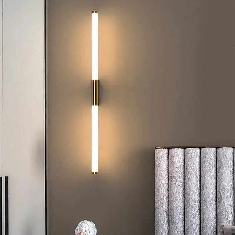 Sleek Metal Bar Vanity Light Fixture in Gold Finish for Bathroom & Bedroom | Thomler