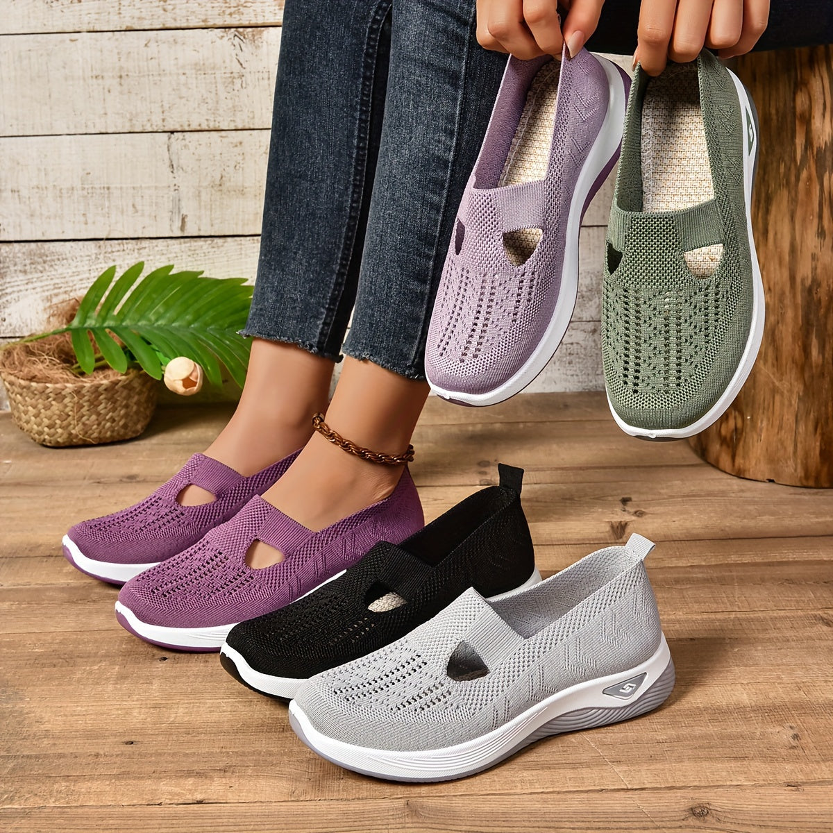 Women's Arch Support Slide Sandals with Cushioned Footbed – Anti-Slip Indoor Outdoor Slip-On Slides for All-Day Comfort | Thomler