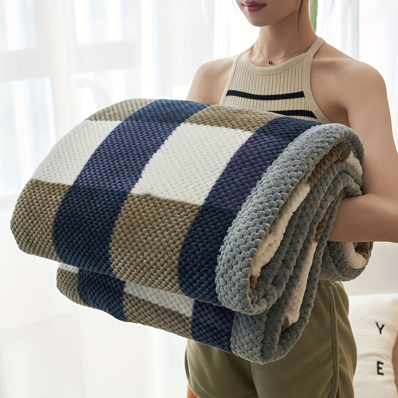 Ultra-Soft Plaid Fleece Throw Blanket for Couch & Bed – Cozy, Lightweight & Machine Washable – Winter Home Decor Accent for Living Room | Thomler