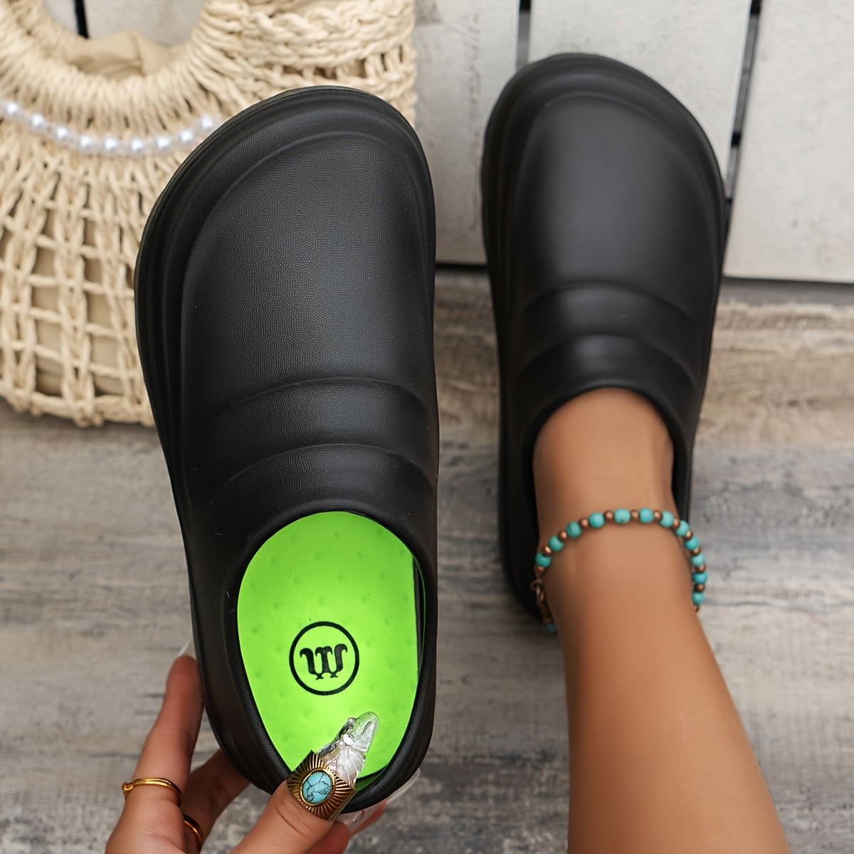 Waterproof Orthopedic Clogs with Gel Cushioning for All-Day Comfort – Anti-Slip Work Shoes for Kitchen, Hospital & Garden Use | Thomler