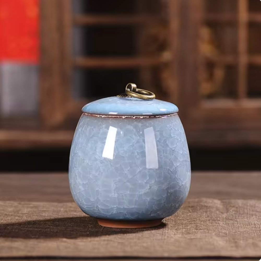 Handcrafted Ceramic Cremation Container for Dogs & Cats – Timeless Remembrance Vessel with Sealing Top | Thomler