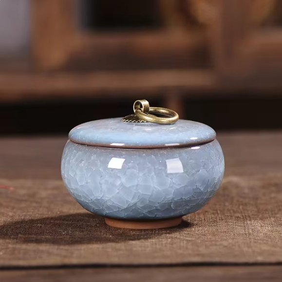 Handcrafted Ceramic Cremation Container for Dogs & Cats – Timeless Remembrance Vessel with Sealing Top | Thomler