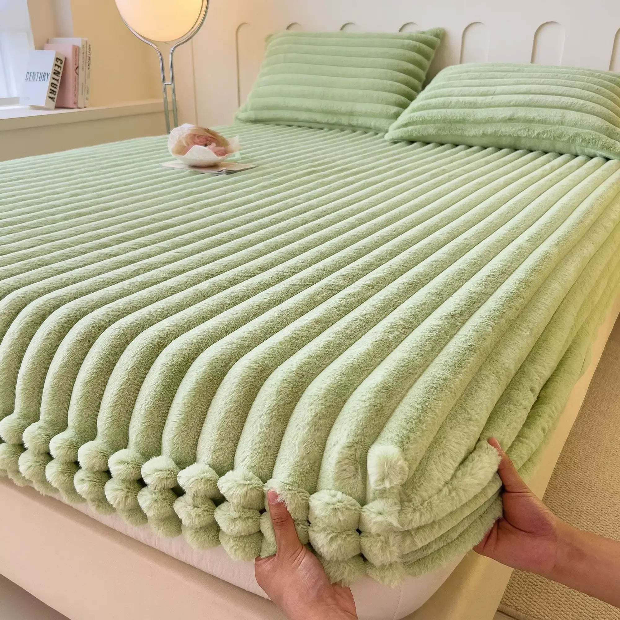 Plush Faux Fur Fitted Sheet Deep Pocket Mattress Cover Soft Cozy Bedding All Season Comfort Twin Full Queen King Size Bed Linen | Thomler