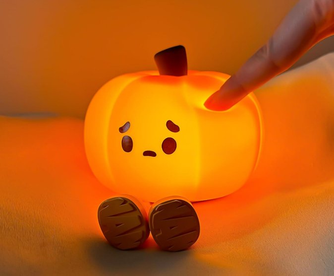 Gourd-Shaped LED Bedside Lamp with Touch Control – Soft Silicone Table Light for Kids & Adults | Thomler
