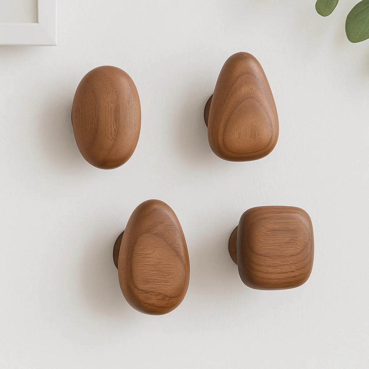 Solid Wood Wall Hook Set of 4 – Organic Pebble-Inspired Design for Entryway, Bathroom & Bedroom | Thomler