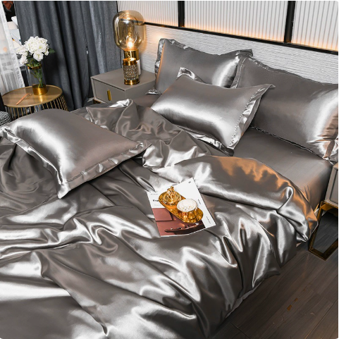 Luxurious Silk Bedding Set – 4-Piece Complete Sleep Solution for Year-Round Comfort | Thomler