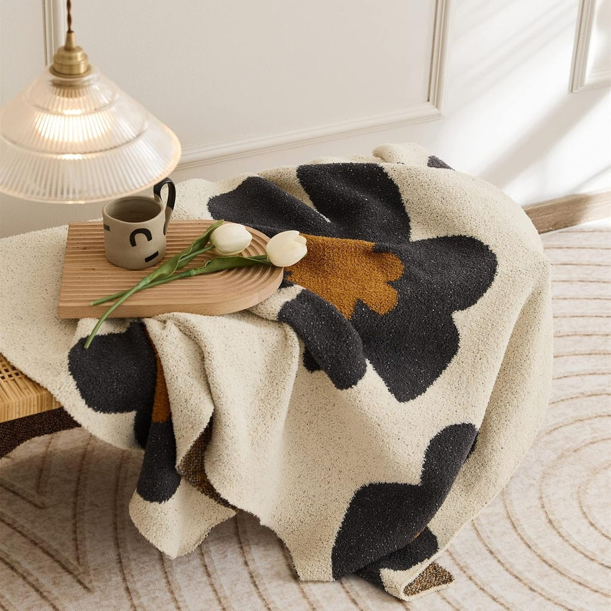 Hand-Knit Floral Throw Blanket – Cozy Layer for Sofa, Bed & Year-Round Comfort | Thomler