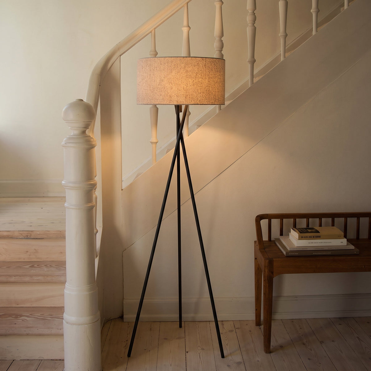 Silk Fabric Floor Lamp with Warm White LED – 63 in Modern Minimalist Standing Light for Living Room & Bedroom | Thomler