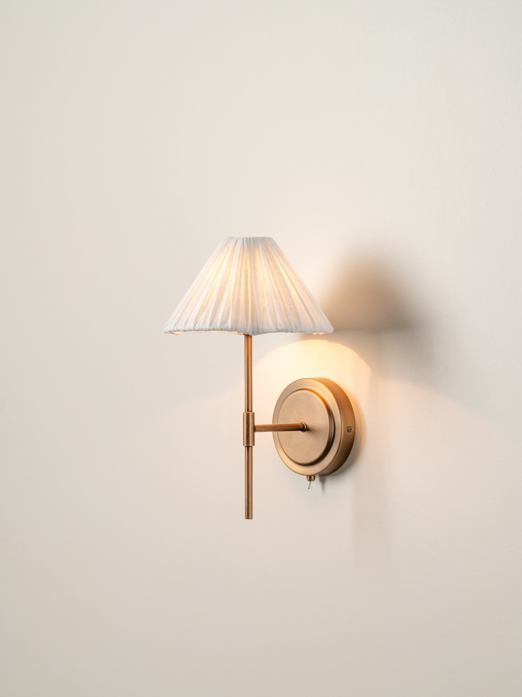 Wall Lamp Linen Pleated Shade G9 21.5 cm Brass Bedroom Bedside Reading Light Scandinavian Hallway Sconce | Thomler