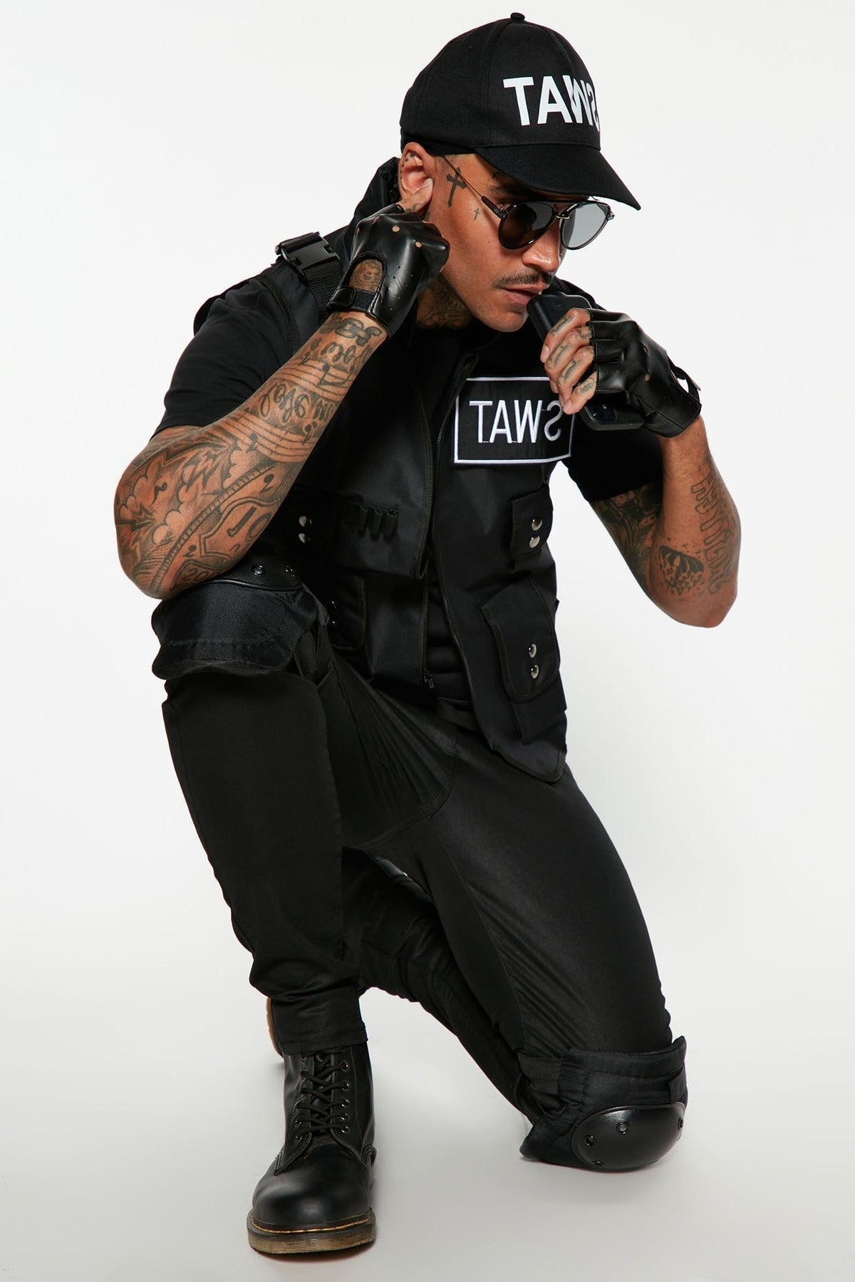Four-Piece Operator Outfit Kit with Adjustable Tactical Vest, Stretch Cap, and Fingerless Gloves for Halloween, Costume Parties, and | Thomler