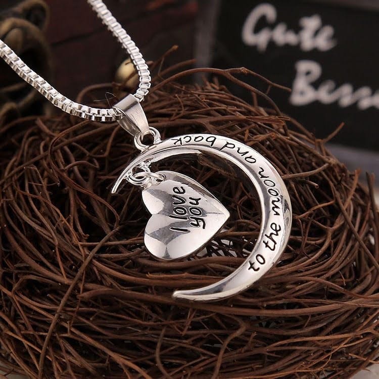Crescent Moon Heart Pendant Necklace – Silver Alloy Charm for Women & Girls – Romantic Jewelry Gift for Mom Daughter Sister Girlfriend | Thomler
