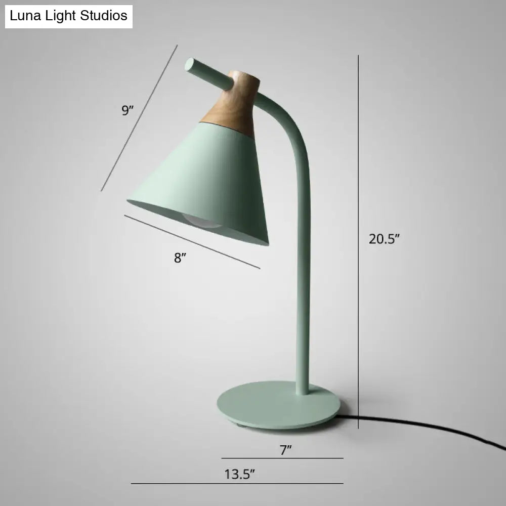 Adjustable Desk Lamp with Cone Shade – Metal Gooseneck Reading Light for Nightstand, Bedroom & Home Office | Thomler