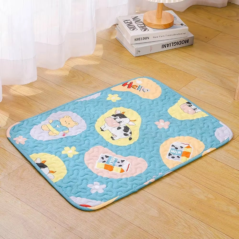 Self-Cooling Pet Bed Mat with Non-Slip Base for Cats & Dogs – Washable Heat-Regulating Fabric, 3 Sizes Available | Thomler