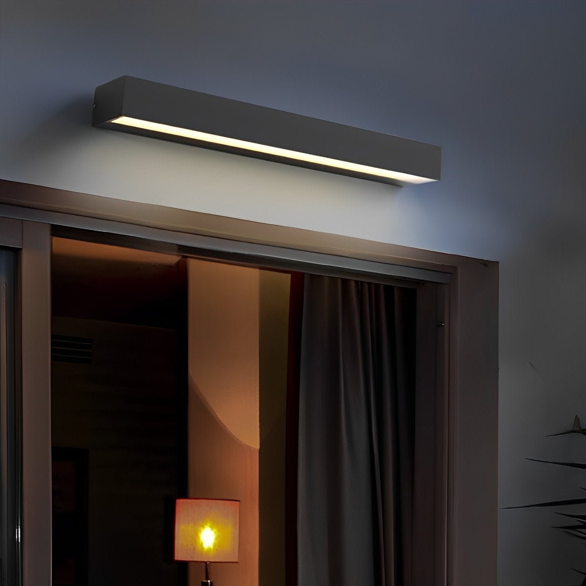 Outdoor Wall Lamp Die-Cast Aluminum 12–48W Black 7.9–31.5 in Modern Entryway Balcony Lighting | Thomler