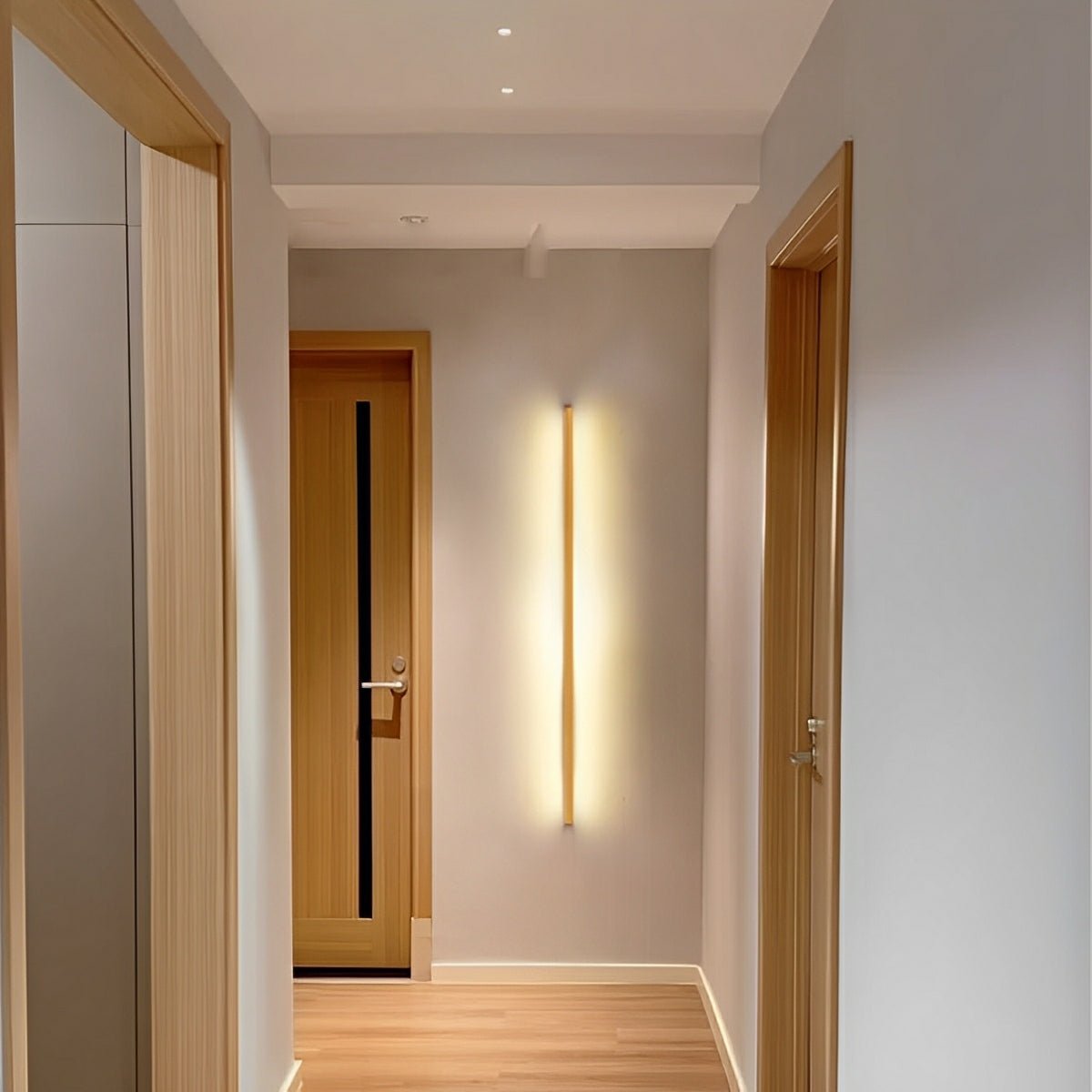 Linear LED Wall Light – Adjustable Bidirectional Beam for Hallways Bedrooms Living Rooms – Natural Wood Finish with Acrylic Diffuser | Thomler