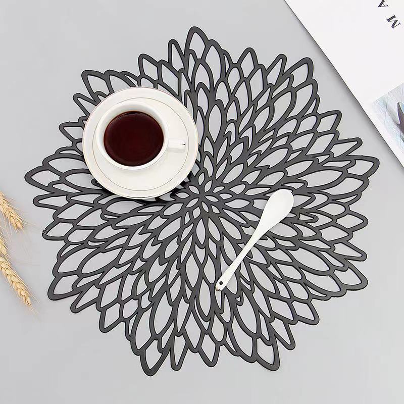 Placemat PVC 15 in Round Non-Slip Dining Table Artistic Kitchen Decor Cosmic Design | Thomler