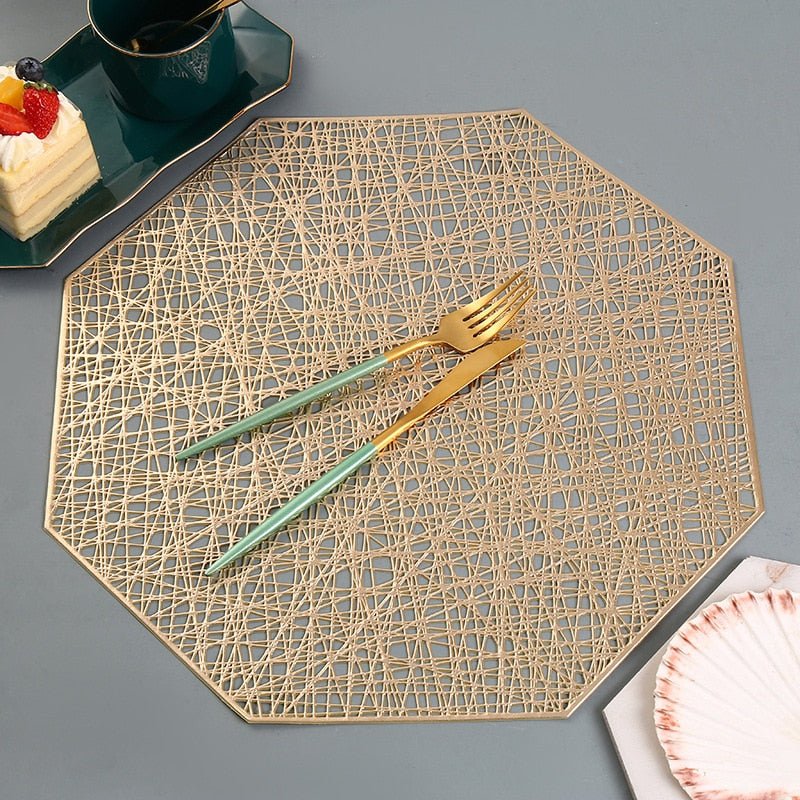 Placemat PVC 15 in Round Non-Slip Dining Table Artistic Kitchen Decor Cosmic Design | Thomler