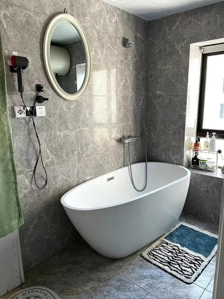 Abstract Modern Bathroom Rug with Non-Slip Backing – Soft Polyester & Acrylic Mat for Contemporary Bath Decor – Machine Washable Floor Mat | Thomler
