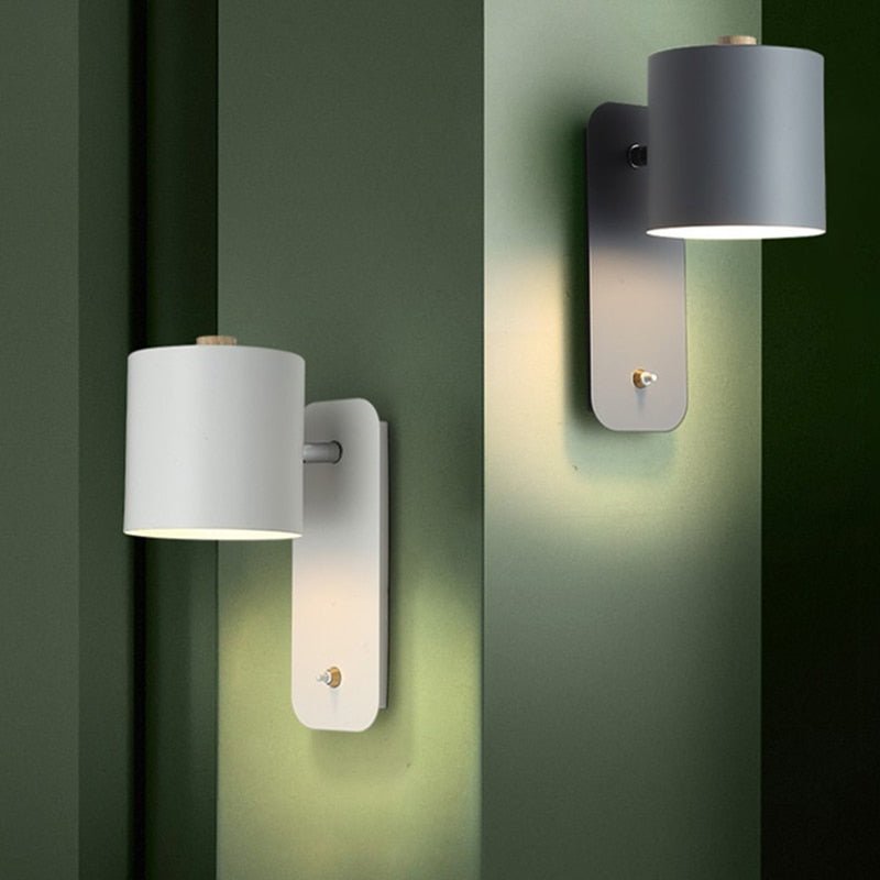Adjustable Wall Light with Rotating Shade & Integrated Switch – Wood & Metal Fixture for Bedroom, Hallway, Reading | Thomler