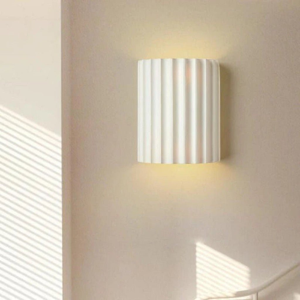 Sculptural Resin Wall Light with Up-Down Glow – Soft Pastel Finish for Hallway Bedroom Stairway – G9 LED Included – 5×7 in Sconce | Thomler