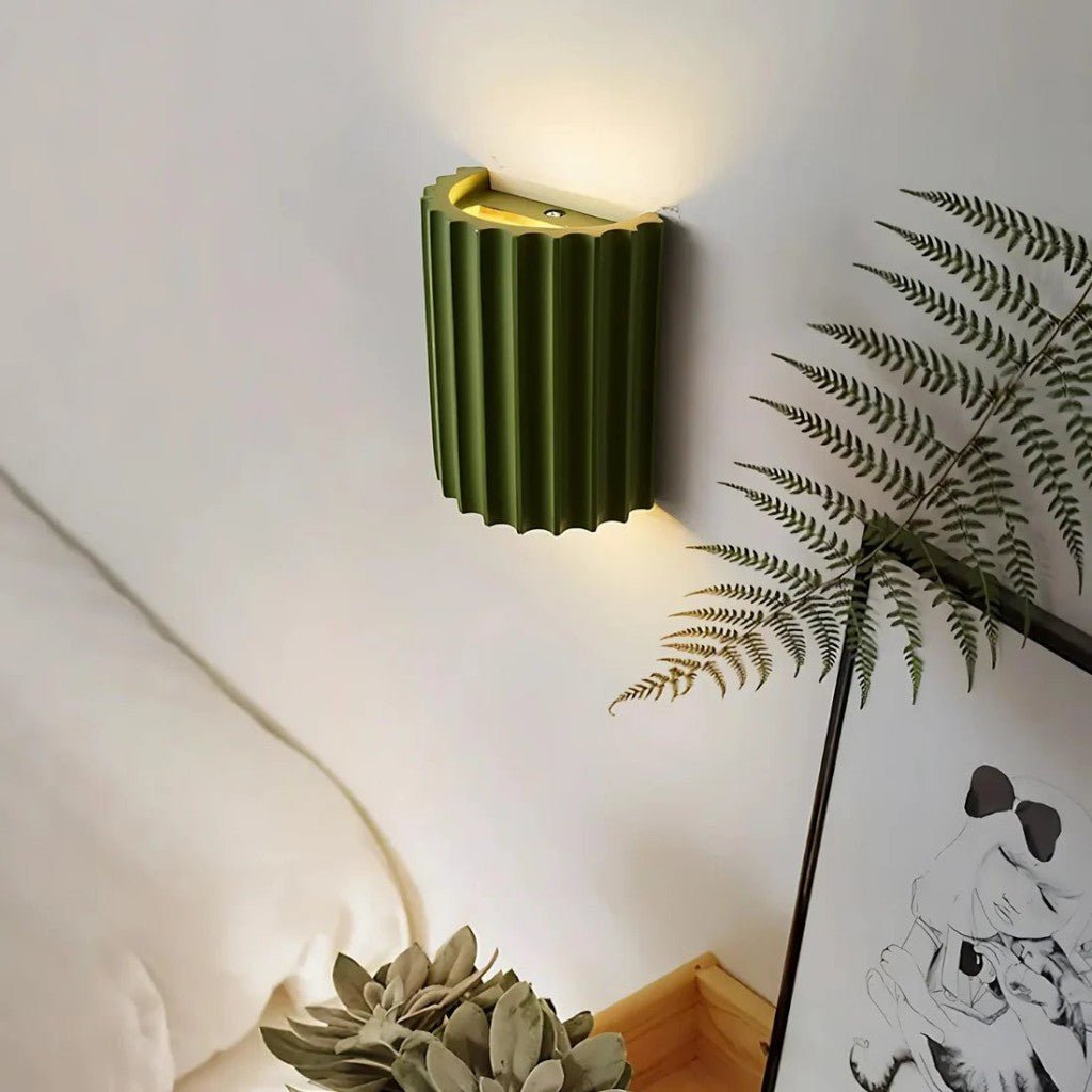 Sculptural Resin Wall Light with Up-Down Glow – Soft Pastel Finish for Hallway Bedroom Stairway – G9 LED Included – 5×7 in Sconce | Thomler