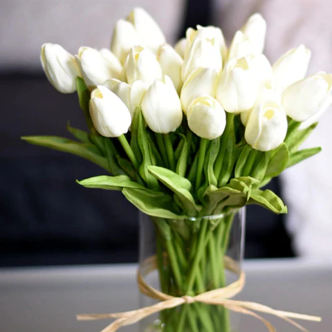 Silk Tulip Stems Set – Lifelike Petals & Leaves – Indoor Decor Arrangement Bouquet – No Watering Required | Thomler