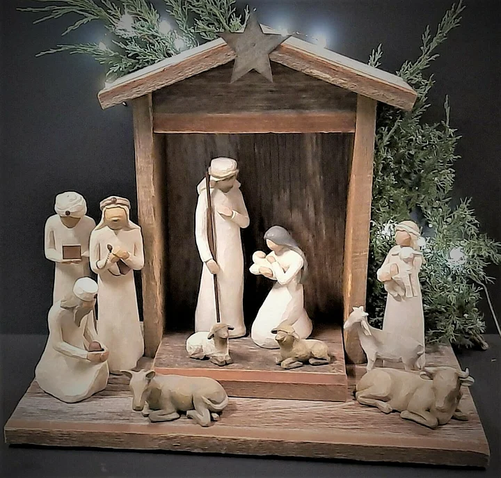 Handcrafted Wooden Nativity Scene with 20 Figurines – Complete Christmas Manger Display Set for Home Decor | Thomler