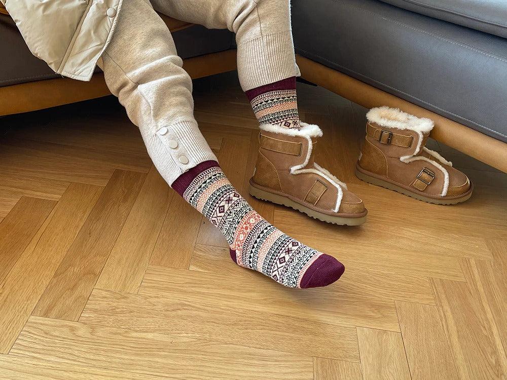 Thick Wool Blend Crew Socks for Winter – Insulated Thermal Socks with Traditional Nordic Patterns for Men & Women | Thomler