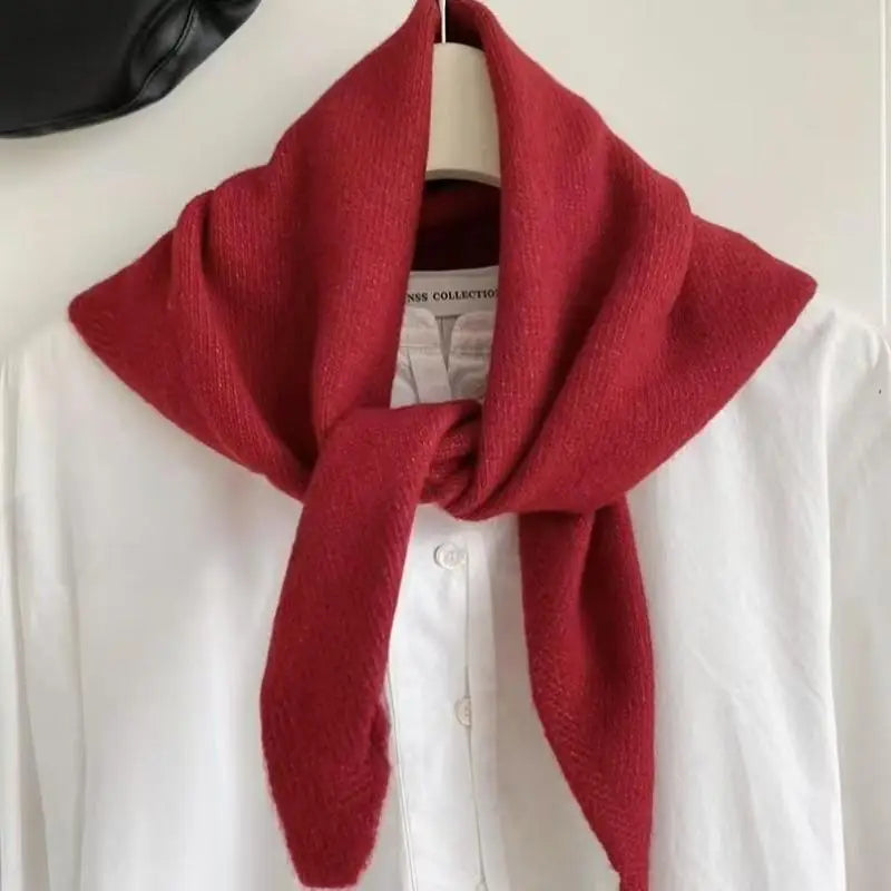 Soft Triangle Wrap Shawl for Cold Weather – Lightweight Cotton Blend Neckwear for Fall & Winter Layering | Thomler