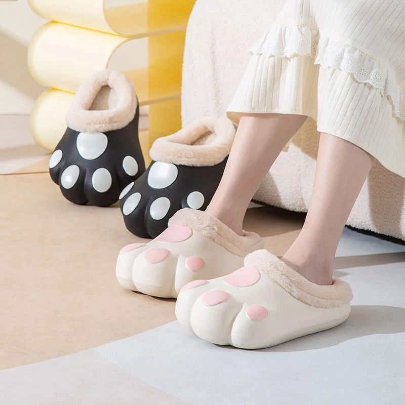 Plush Cat Paw Slippers with Fleece Lining – Cozy Winter House Shoes for Women & Men | Thomler