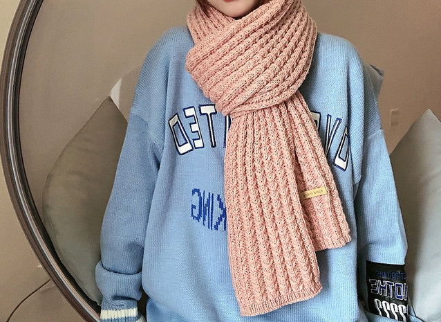 Handcrafted Women's Scarf – Soft Wrap Shawl for Fall & Winter Outfits, Elegant Fashion Accessory | Thomler