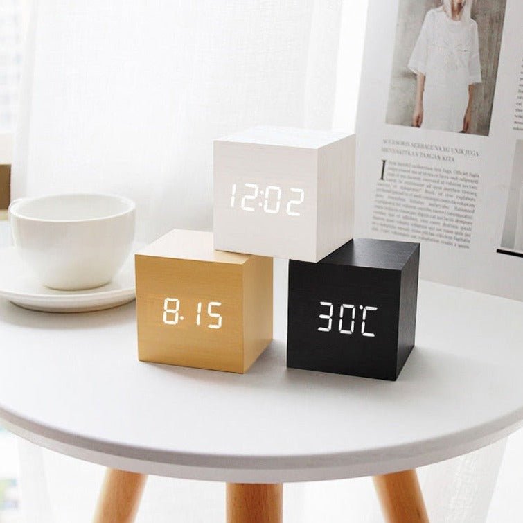 Wooden LED Alarm Clock with Sound-Activated Display – Compact Cube for Bedroom & Office | Thomler