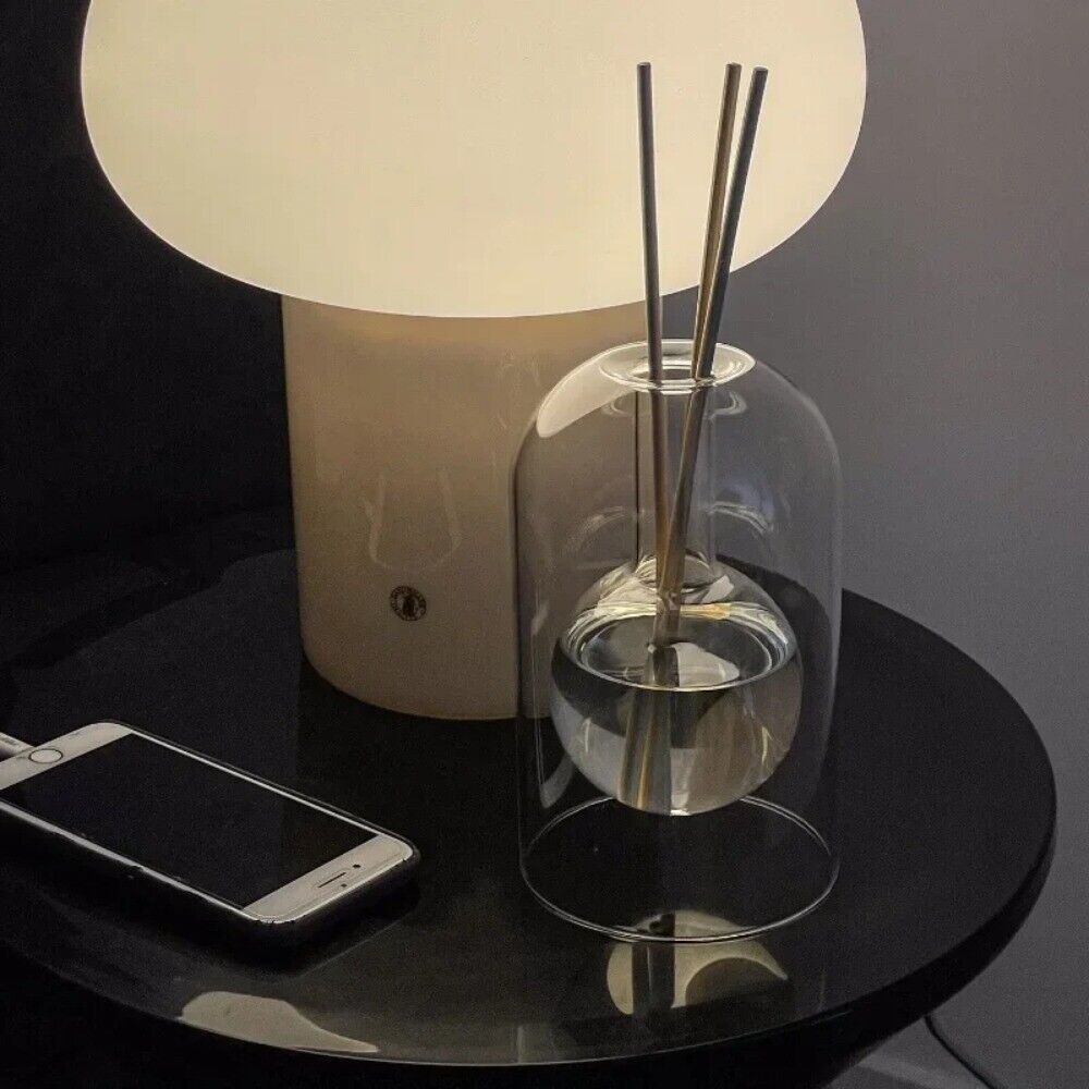 Aromatic Diffuser Glass 7 in 17 cm Home Office Scented Oil Decor Relaxation Relaxing Fragrance Kit with 8 Sticks | Thomler