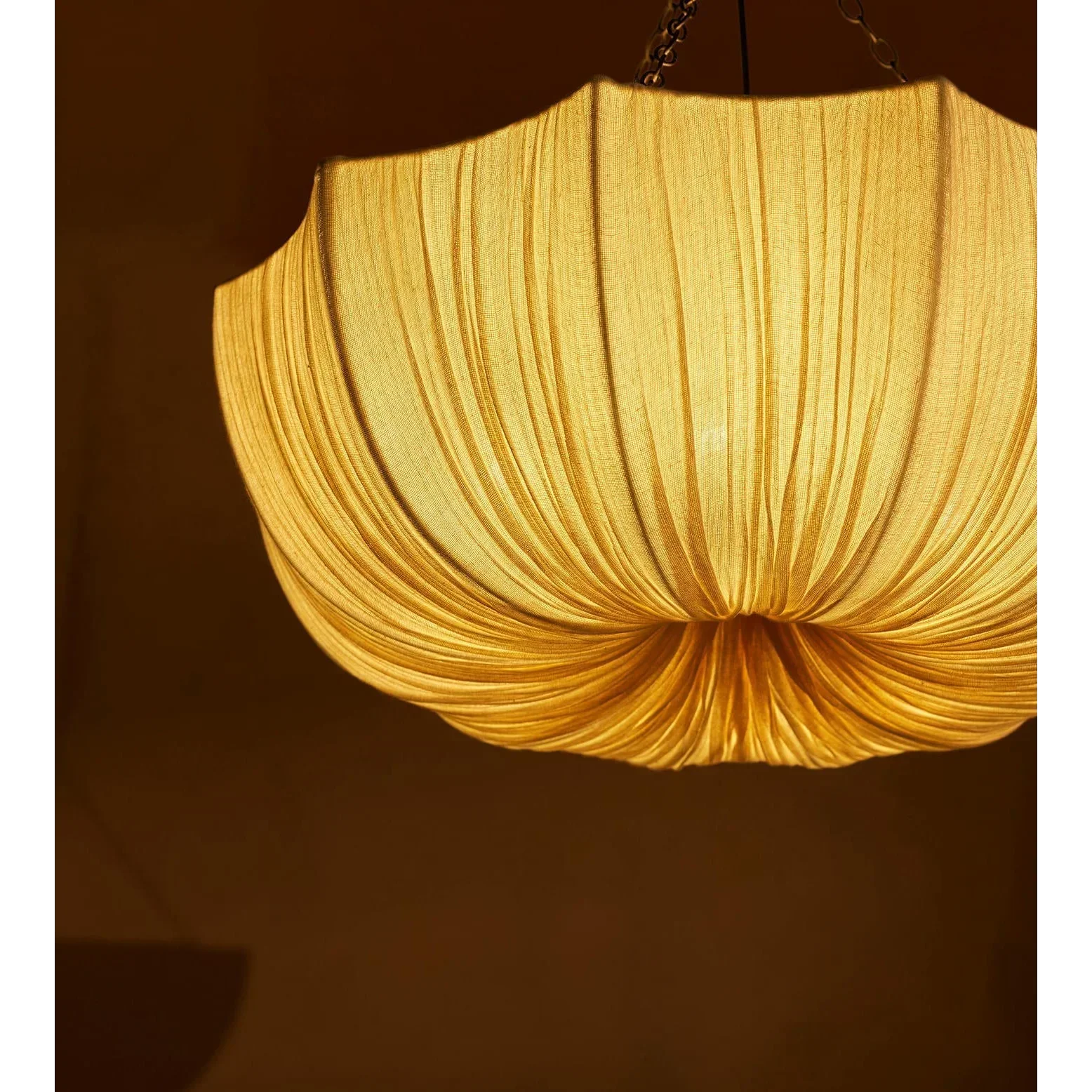Pendant Light Pleated Fabric 100.0 cm White Dining Room Bedroom Hanging Ceiling Lamp Japandi Scandinavian Organic Modern | Thomler